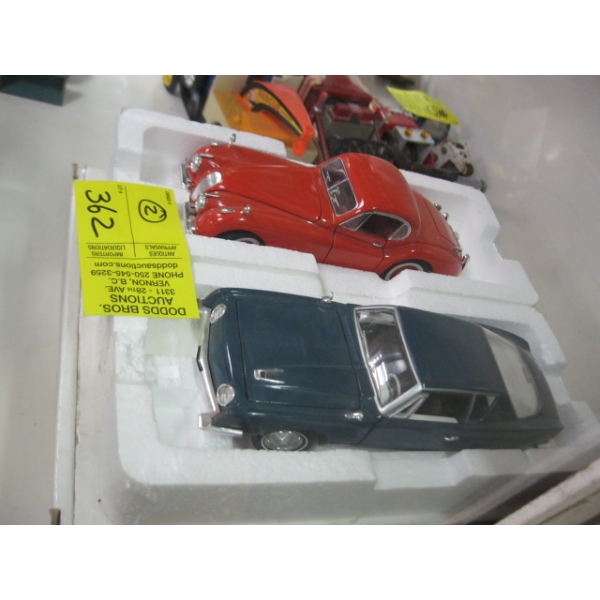 PAIR OF DIECAST CARS - 1963 STUDEBAKER & 1949 JAGUAR
