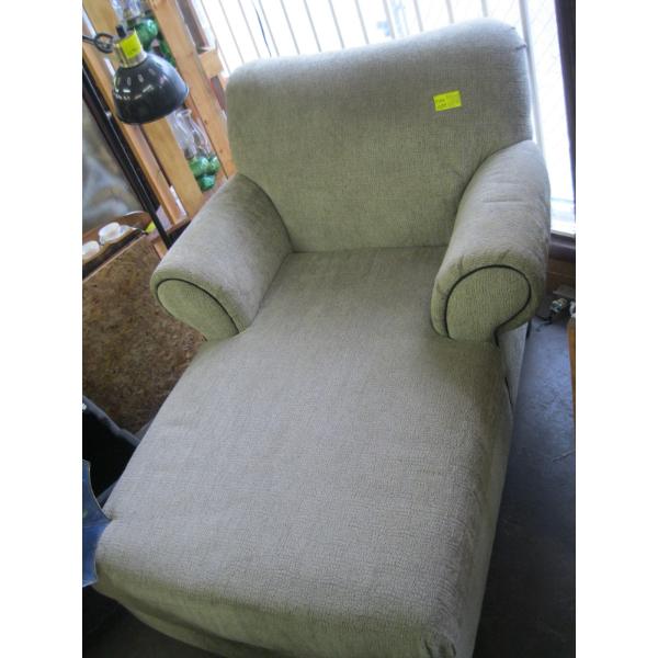 LG. UPHOLSTERED CHAIR/LOUNGER