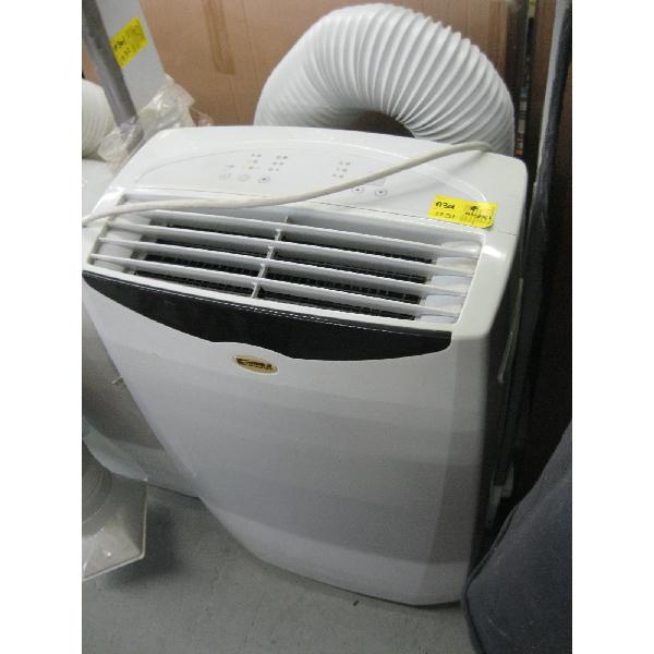KENMORE PORTABLE AIR CONDITIONER W/ACCESS.