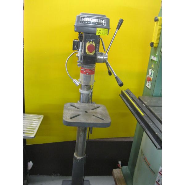 MAGNUM INDUSTRIAL FLOOR MODEL DRILL PRESS