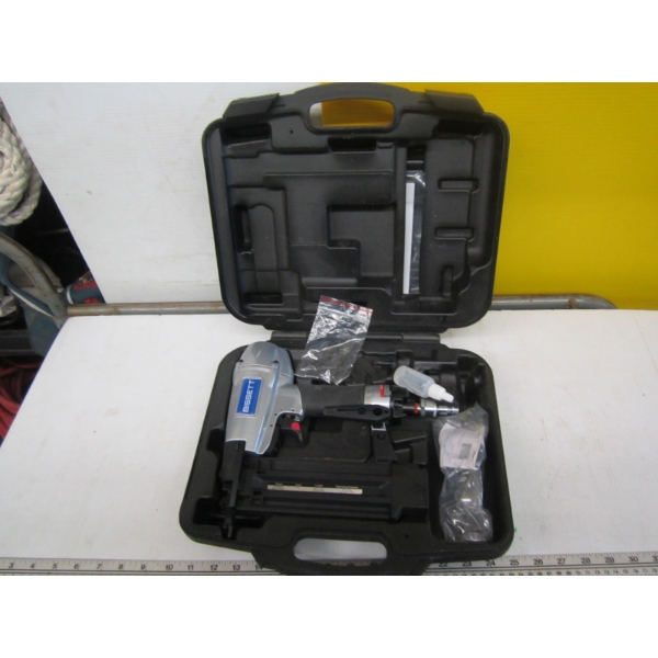 BISSETT AIR BRAD NAILER IN CASE