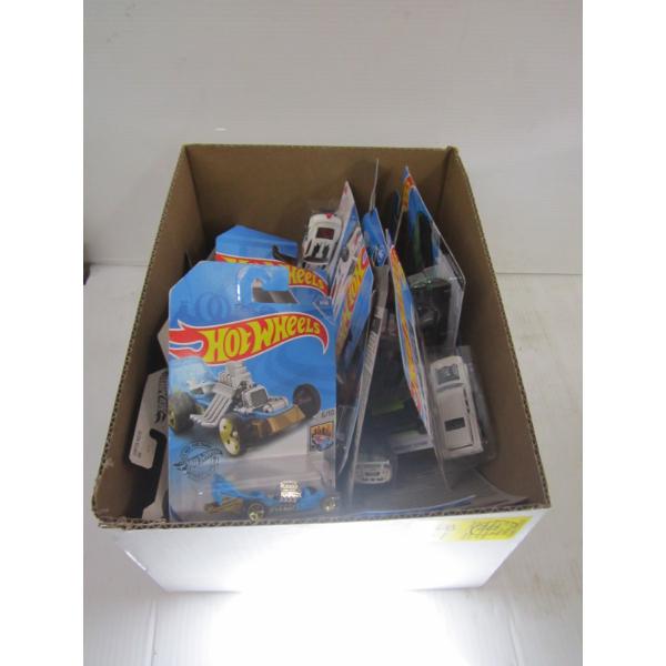 20 HOTWHEELS CARS