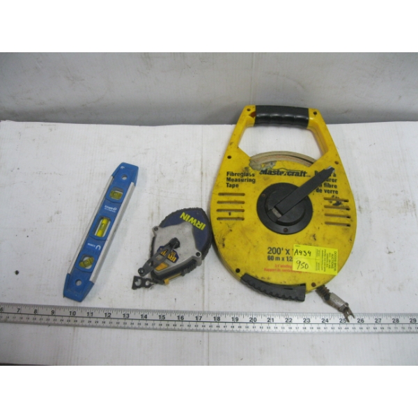 CHALK LINE, 200' TAPE & SMALL LEVEL