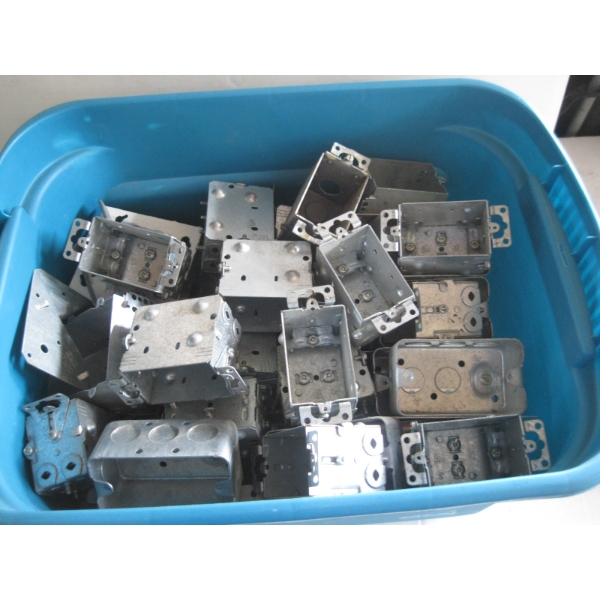 GALVANIZED STEEL GANGABLE DIVICE BOX