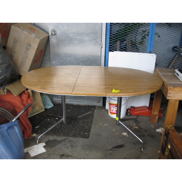 ARBORITE DINETTE TABLE