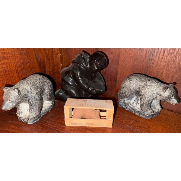Inuit Soapstone Carvings 3.5"tall