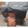Image 2 : Traeger Wood Pellet Model CAN155-02 Grill 34 W, 18 D, 35 T, Includes Pellets, Cover, Cookbook 