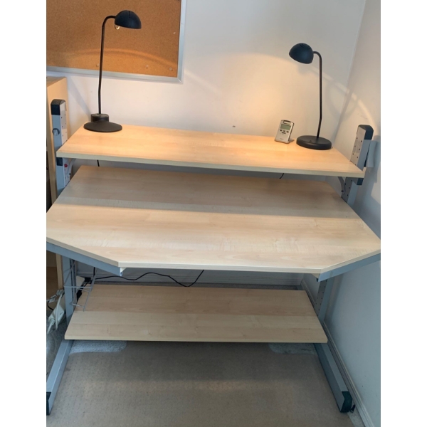 3 Tier Home Office Desk 46x33x41 w/ 2 Desk Lamps & Clock