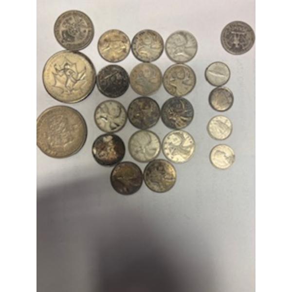 Collection of silver coins quarters and other various silver world coins 159.32 g