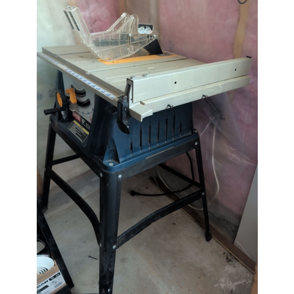 RYOBI 10" 15A Electric Table Saw w/ Build In Guard & Stand