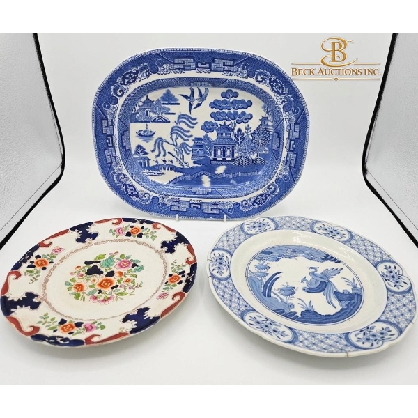 Several Vintage And Antique PLATES , Wedgwood , Old Chelsea England.