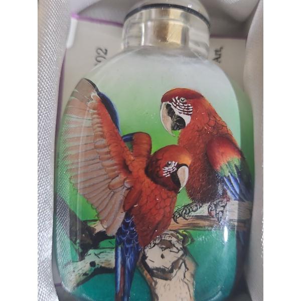 Artist: Gao haijun "Parrots" Wang Xisan Ji School Reverse Painting Snuff Bottle