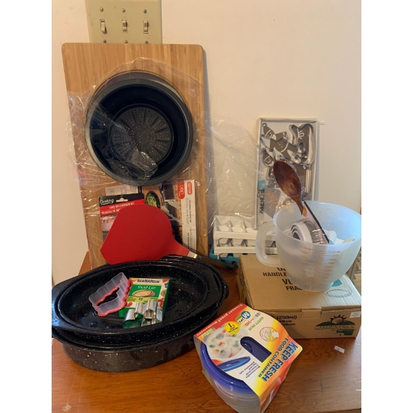 Roasters, Ice cube Trays, Bamboo Cutting Board, Cookie Cutter ect.