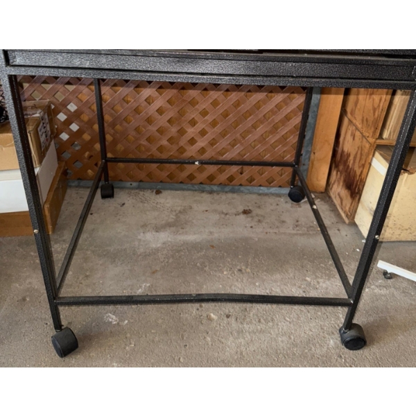 Large Bird Cage w/ Built In Stand On Casters 21x27x61