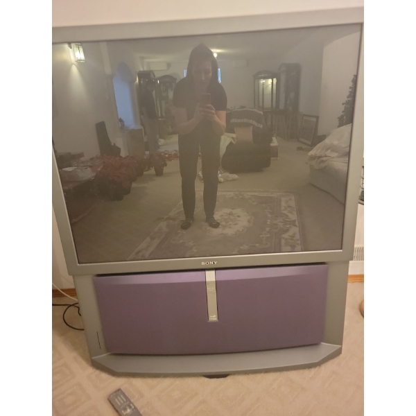 50' SONY Rear Projection Television On Casters w/ Original Remote Control