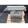 Image 1 : Olympia Deluxe Antique Typewriter (Damage) 