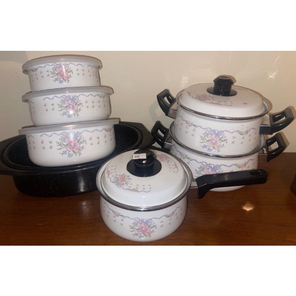 Roasters Casserole & Cooking Collection Floral