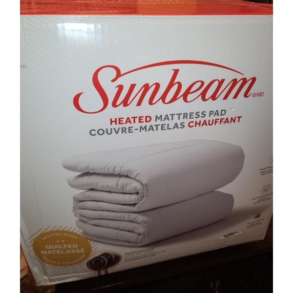 Sunbeam Heated Mattress Pad and Other King Bedding, Various Blankets
