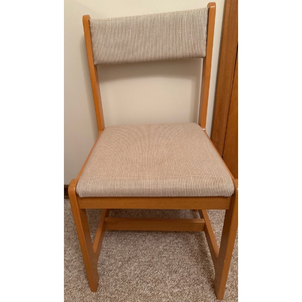 Oak Accent Chair w/ Feline Collection Manual Alarm Clock Fashion Bags & More