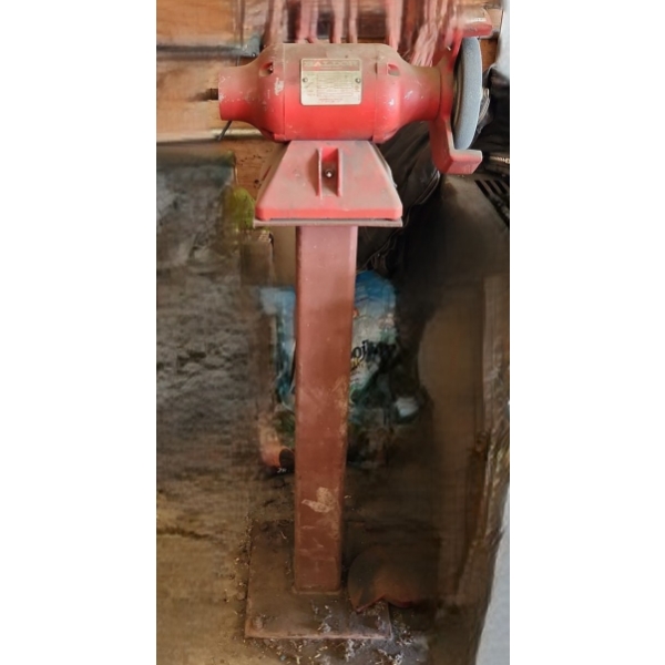 Baldor 812R Commercial Grinder- Buffer 19 W, 12 D, 46 T  