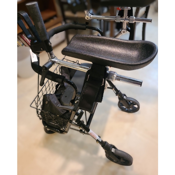 Evolution Walker  w Basket & Armrest