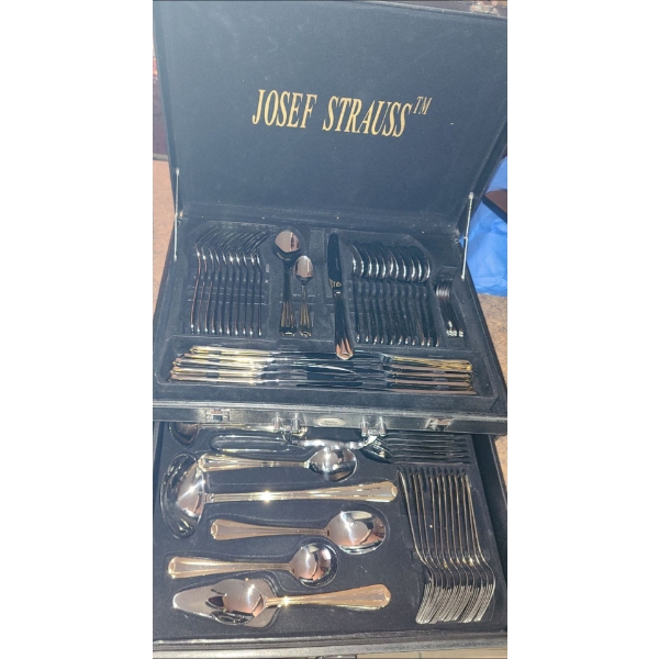 Joseph Strauss 18/10 "Elysee Gold" Cutlery Set Includes Serving Utensils