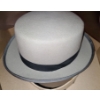 Image 1 : Formal Wear: Hat 