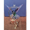 Image 5 : Swarovski Crystal Hummingbird Figurine with Floral Accent and Metal Stand