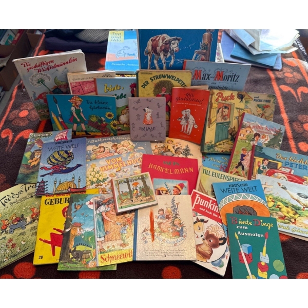 Children's Book Collection - Mixed German w/ Academic Reads