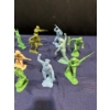 Image 4 : Large Collection Of 1970's Toy Solider's  