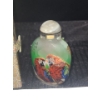 Image 6 : Artist: Gao haijun "Parrots" Wang Xisan Ji School Reverse Painting Snuff Bottle