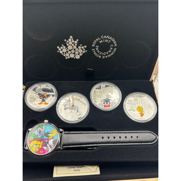  2015 $20 Looney Tunes - Pure Silver 4-Coin Set with Watch $809.00 retail 127.32g