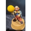 Image 2 : Anri Carved Wooden Music Boxes: Clown w/ Balloon 3.5" Base, 5 T, w/ Fence 4.5" Base, 4.5 T 