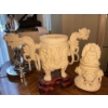 Image 2 : White Chinese Statue Ivory Style Urn 16T x 13W