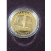 Image 2 : 1982 Canada $100 Gold Coin Constitution  22-karat gold, 91.66% gold and 8.34% silver.
