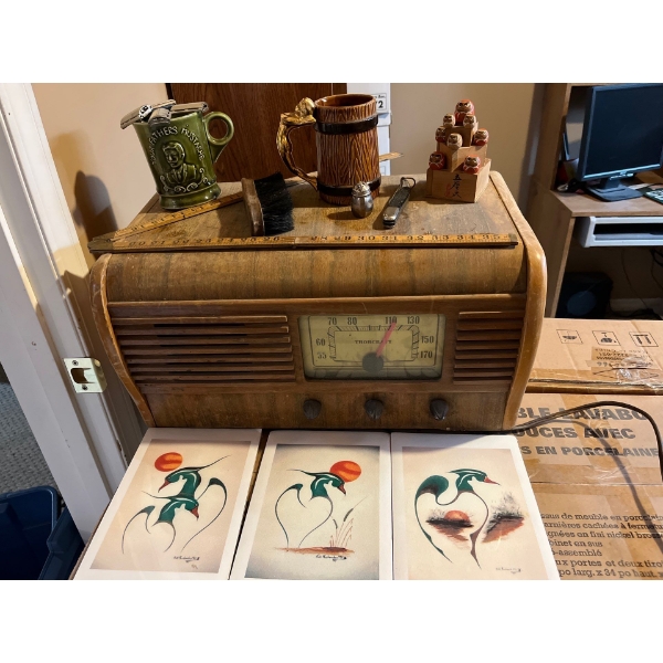 Vintage radio with indigenous art collection of antique razors into vintage porcelain mugs