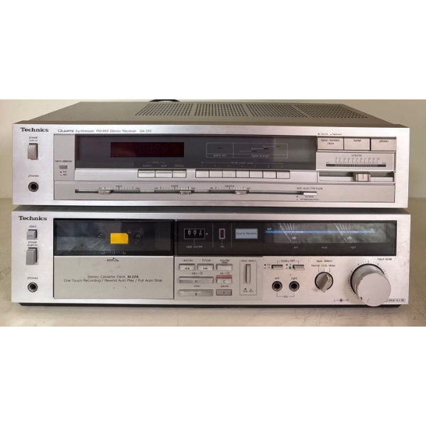 Technics SA-210 Quartz Synthesizer FM/AM Stereo Reciever & Technics M224 Stereo Cassette Deck