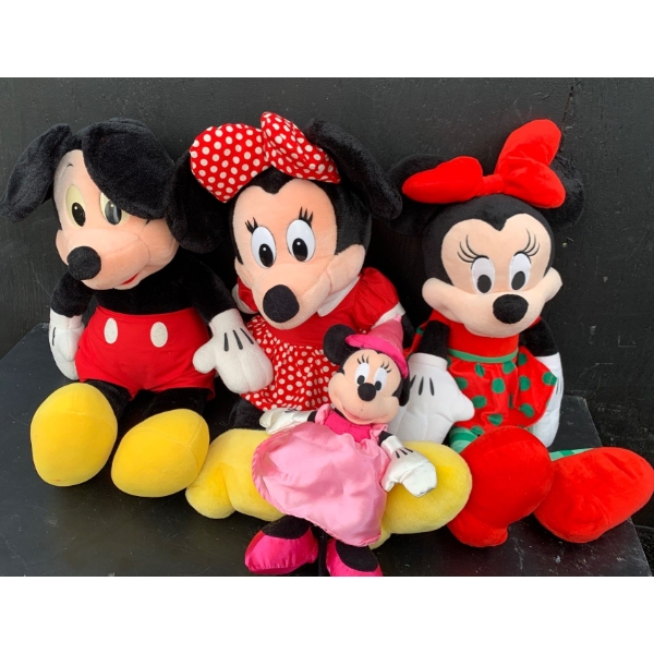 Disney Mickey and Minnie Mouse Stuffy Collection #4 (Larger) 