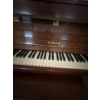 Image 2 : Yamaha Piano w/ Bench - 56W, 41T 