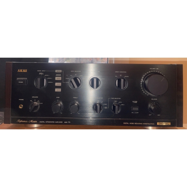 AKAI Digital Integrated Amplifier AM-73