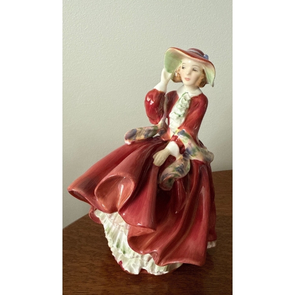 Royal Doulton Collectible Bone China Figurine, 'Top o' The Hill' 7.5In Tall 