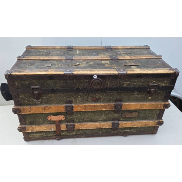 Vintage Wooden Trunk with Metal Accents and Worn Interior