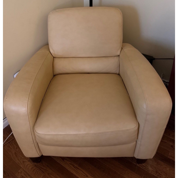 Italsofa Gorgeous Cream Singler Seater Leather Chair - 36W, 34D, 36T 