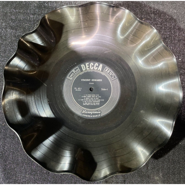 Vincent Edwards Vinyl Scalloped Bowl