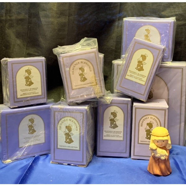 New Avon Heavenly Blessings Nativity Set