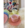 Image 3 : Vintage 1930s Little Hostess Party Tea Set in Original Box, Pastel Colors, 16 Pieces