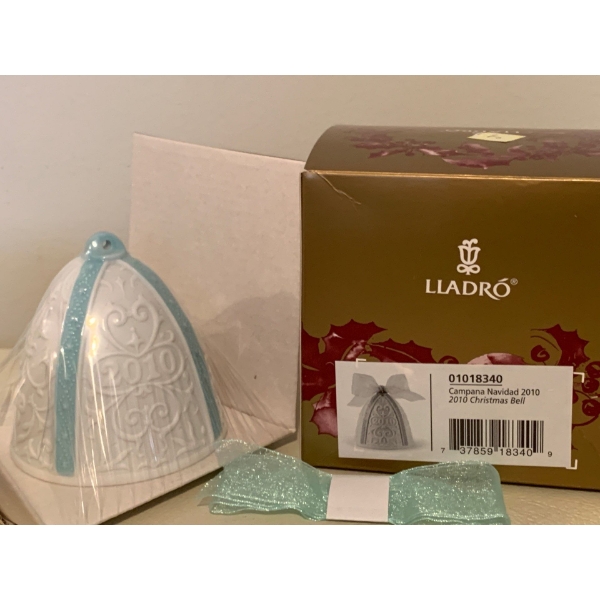  LLADRO Porcelain 2010 Christmas Bell - 3T 