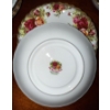 Image 2 : Royal Albert Old Country Roses Dinnerware Collection