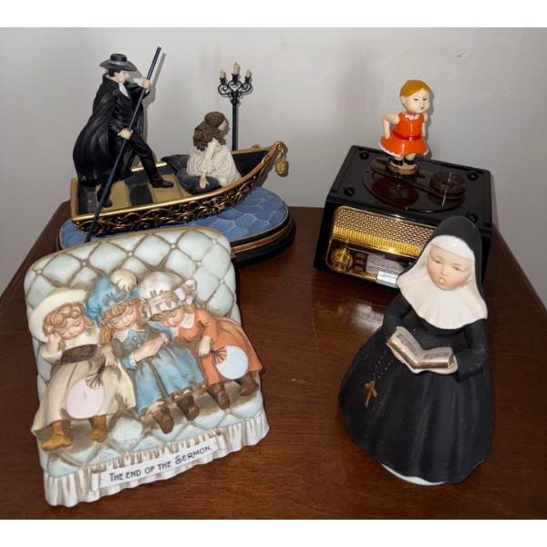 Winding Music Box Collection & Assorted Decor 5T