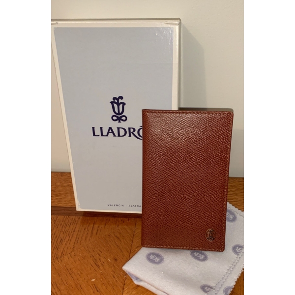 Lladro Porcelain Planning Marron Tan Leather Pocket Wallet 5T